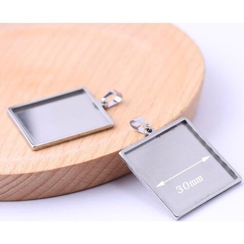 Onwear 10pcs stainless steel blank pendant cabochon base settings tray 30mm dia square jewelry bezels for necklace keychain