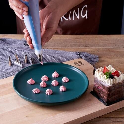 9Pc/Set Stainless Steel Kitchen Decorating Mouth Baking DIY Decorating Bag Cake Squeezing Cream Decorating Tool Accessories
