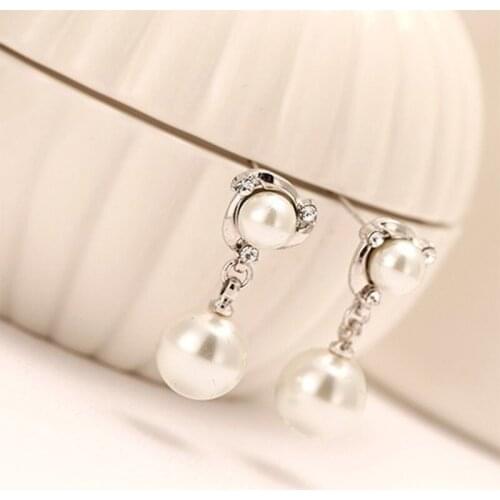 Fashion Long Earrings Ball Geometric Earrings for Women Hanging Dangle Earrings Drop Gold Earrings Modern Earrings Jewelry