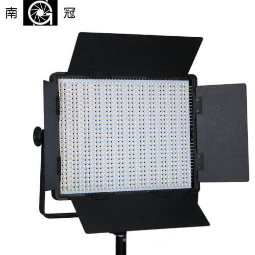 Nanguang CN-900SA LEDS 6850 LM 5600K LED Video Studio Light Panel with V Lock Battery Mount NiteCore Extreme
