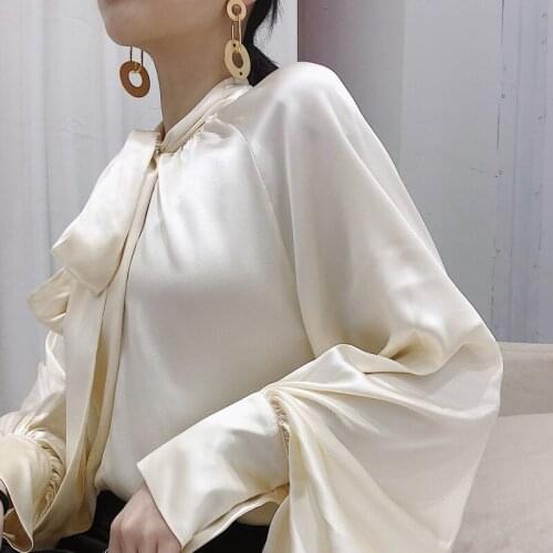 2019 womens fashion Pullover tie top Lantern Sleeve Satin shirt