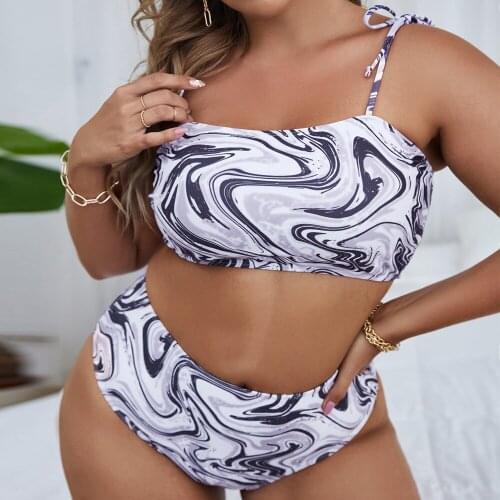 2021 New Plus Size Swimwear，Bikini，Beachwear，Ladies Swimsuit