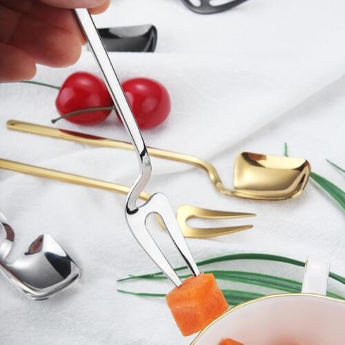 2020 Creative Stainless Steel Gold Plated Fruit Forks Appetizer Snack Dessert Party Fruit Pick Gadget Household Tableware Cute