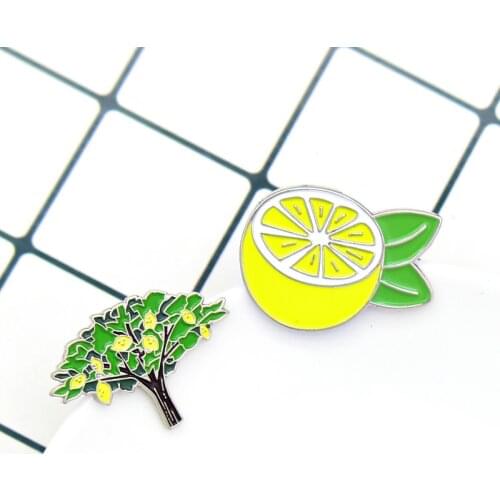 Sour lemon Enamel Brooch lemons tree Lapel Pin Fruits Botany Fun badge Bags and clothes Jewelry accessories