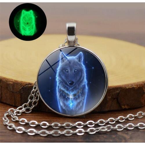 Glow In The Dark Wolf Necklace Glass Dome Cabochon Chain Luminous Pendant Necklace for Men Women Gift Girls