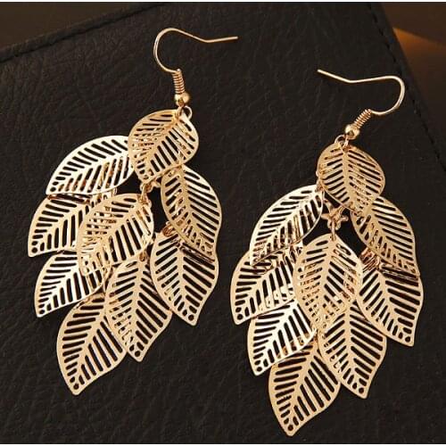 Korean Fashion Earrings Metal Earrings Nine Leaves Hollow Out A Number Of Simple Personality Baitao
