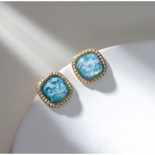 Origin Summer Elegant Blue Color Square Resin Stud Earrings for Women Faux Pearls White Shell Geometric Earrings Beach Jewelry