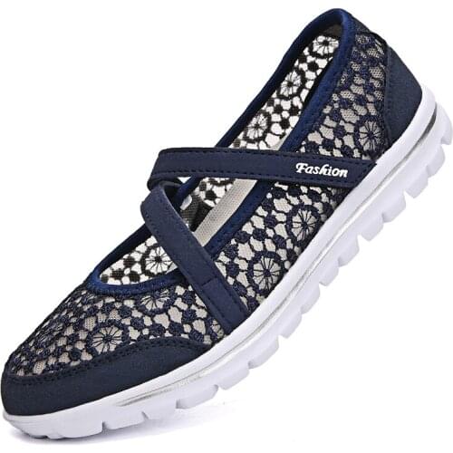 Hollow Lace Flat Shoes Women Summer Slip on Loafers Breathable Shallow Boat Shoes Ladies Shoes Casual Fashion Black Sneakers