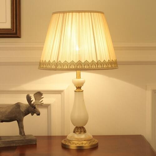 European-Style Desk Lamp Simple Retro Chinese Living Room Study Fabric Lamp American Bedroom Bedside Lamp