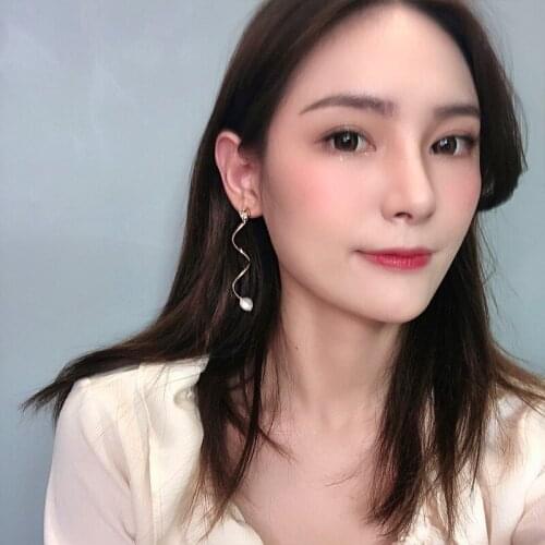 Pearl Earrings Tassel Long Zircon Spiral Curved Arc Alloy Earrings Girl Heart-shaped Fashion Retro Small Jewelry