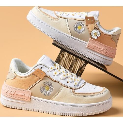 Brand Women Flats Shoes Leather Fashion Sneakers Zapatos Mujer Footwear Female Walking Shoes Superstar Woman Shoes Ladies White