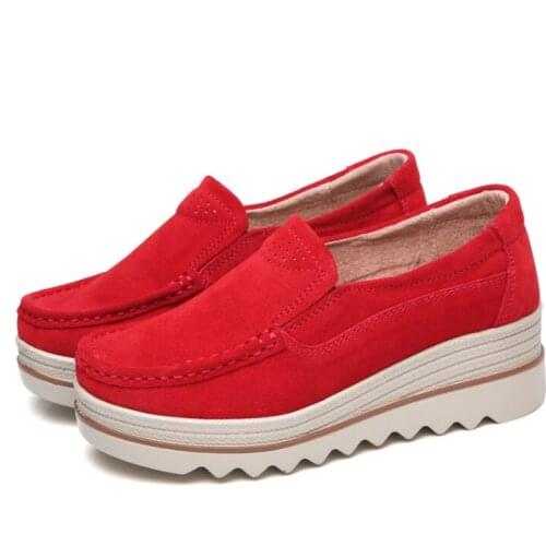 Set of Feet Thick-soled Increased Peas Shoes Large Size Flat Leather Wedge Heel Womens Shoes Mother Shoes Outdoor Casual Shoes