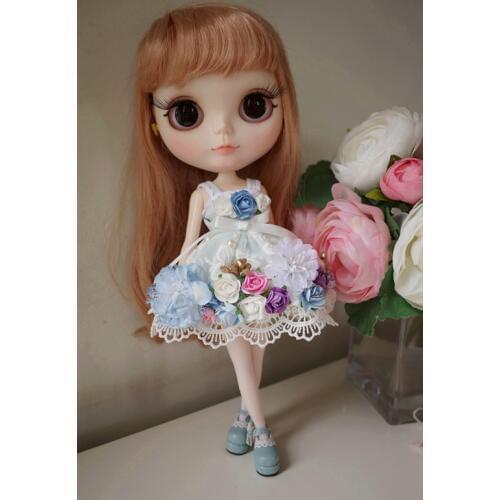 Free shippingblyth doll clothes for colour lace flower dress it suitable for 1/6 30CM doll for children gift