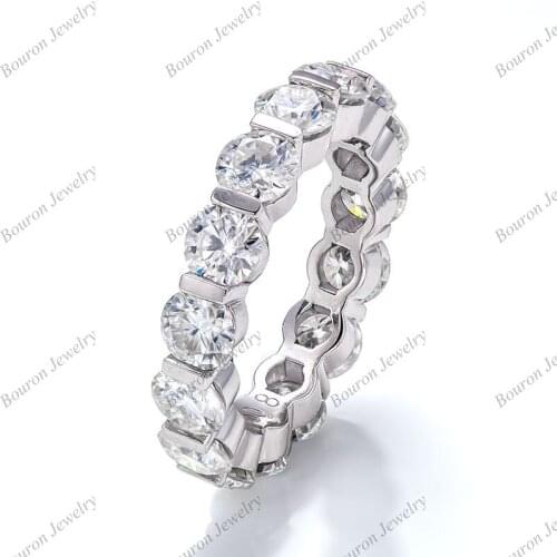 14K Solid Gold Ring Surround White Cushion Moissanite VVS1 Prong Setting Holycome Jewelry Wholesale Supplier Customized Carved