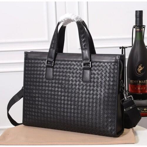 New High Quality Luxury Cowhide Leather Top Handle Bags Fashion Men Large Capacity Designer Outdoor Zippers Woven Male Handbag