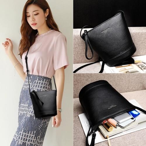 Vintage Genuine Leather Shoulder Bags for Women Fashion Travel Large Capacity Crossbody Bags Female Solid Color Bucket Handbag