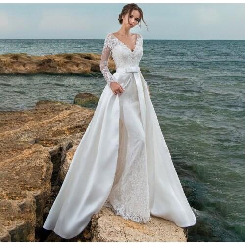 Sexy Lace Wedding Dress 2020 V-neck Satin Mermaid Vestido de noiva Court Train Long Sleeve Bridal gown Detachable Train