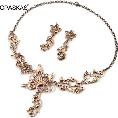 Vintage Flash Fashion Alloy Rhinestone Enamel Butterfly Flower Necklace Earring Set for Women PT