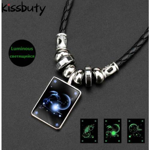 Kiss Buty Vintage Necklaces