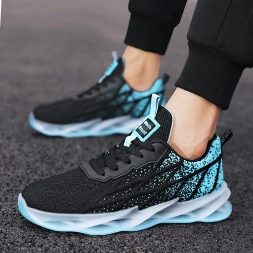 2021 new design custom blade sneakers white black sport shoes stylish men