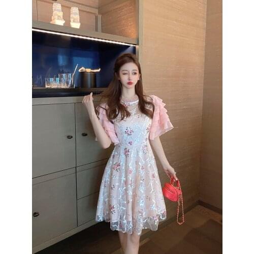 New Runway Desinger Women Party Dress Elegant Summer Floral Embroidery Mesh Patchwork Lace Maxi Dress