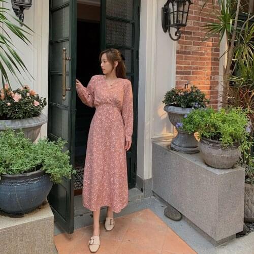 Women Chiffon Dress 2020 Fashion slim Waist long Sleeve floral Vintage Printed Casual V-neck A-line Vestidos maxi dress A-Line