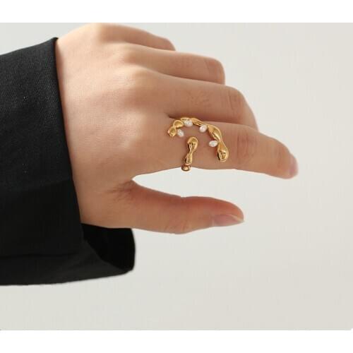 Brass With 18 K Gold Real Pearl Irregular Ring Women Jewlery Designer T Show Club Cocktail Party Ins Rare Elegance Japan Korean