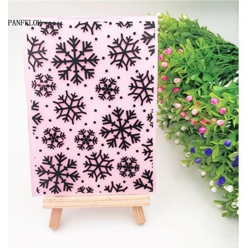 PANFELOU Beautiful snowflake Embossing folders Plastic For Scrapbooking DIY Template Fondant Cake Photo Album Easter Card Making