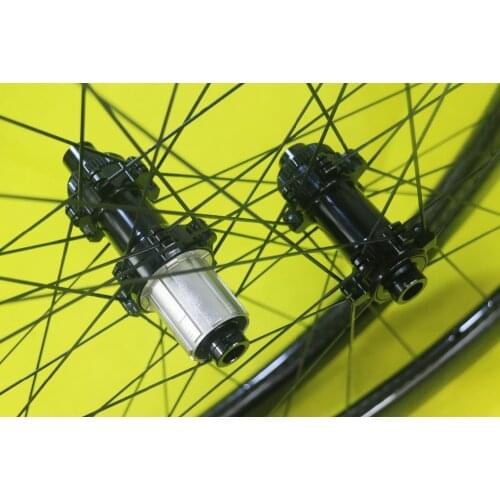 700C 50mm clincher tubeless 50H carbon fiber road disc cyclocross wheelset 26mm wide Powerway CT31 center lock 24H 1420 spokes