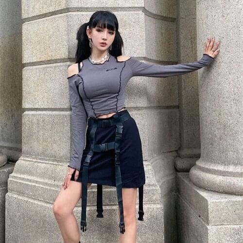 Short style of loose shoulder of fashionable sex appeal slim body woman T shirt is lovely flounce edge long sleeve woman blouse