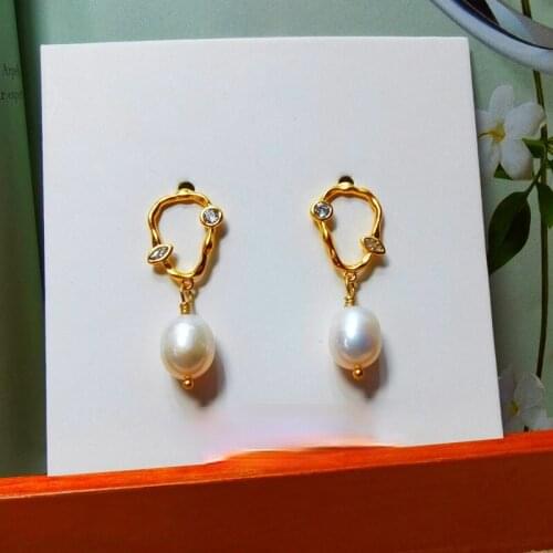 South Korea Dongdaemun simple hollow funny design fresh water pearl earrings earrings accessories