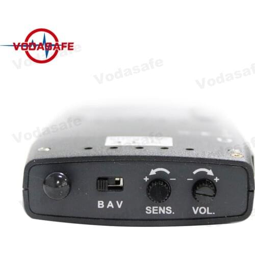 Background Noise Elimination RF Signal Detector With Three Warning Mode