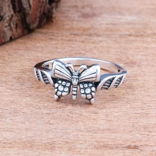 Bohemian Vintage Jewelry Retro Wide Silver Color Butterfly Style Animal Ring Personality Retro Statement Rings for Women