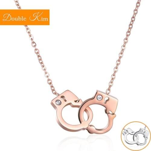 Double Loop Handcuffs Pendant Necklace Titanium Stainless Steel Rose Gold Color Chain Necklace Fashion Trendy Women Jewelry Gift