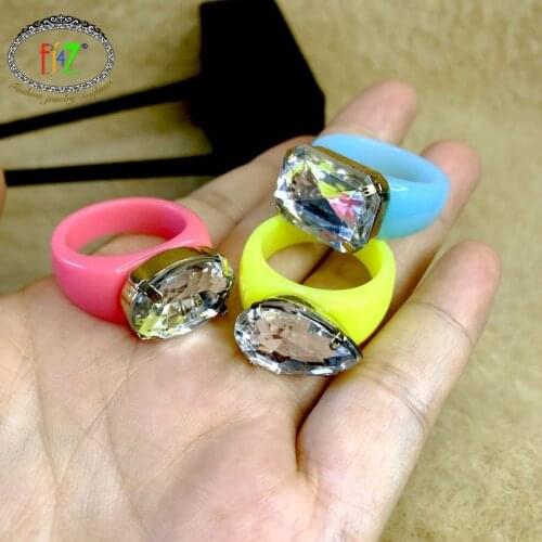 F.J4Z Big Size Trend Rings 2021 for Women Fashion Hot 3colors/set Resin Band Faux Stone Top Finger Ring Designer lady Gifts