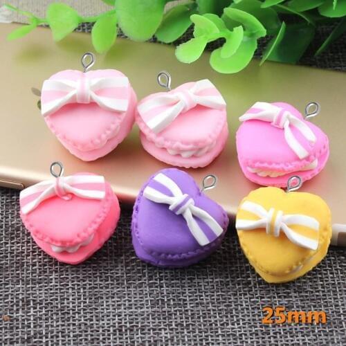 10pcs 25mm Resin heart shape Macaroon Dessert diy crafts similated Miniature food Figurine model cabochon cake kawaii charm gift