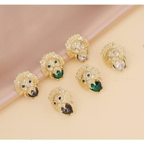 European and American personality jewelry with retro punk style lion head earrings fashion INS earrings for women party gifts