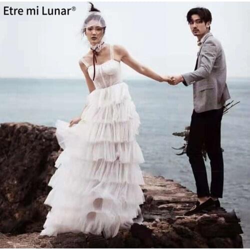 2021 Lastest Design White Strapless A-line Tiered Prom Dresses Luxury Sexy Prom Gowns Real Photo L4245