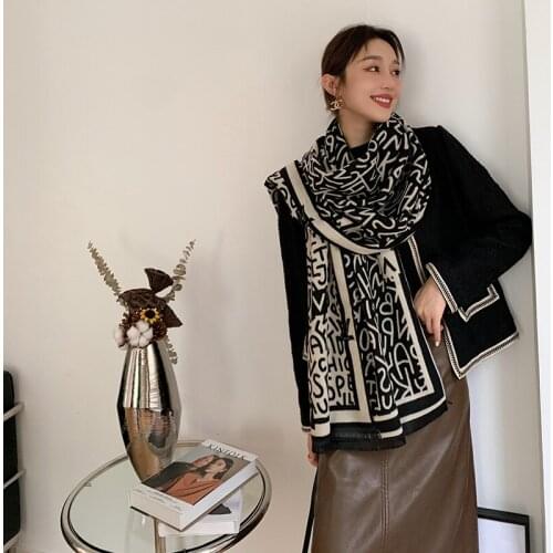 2021 Luxury Brand Winter Double-sided Scarf Womens Cashmere Warm Shawl Ladies Luxury Letter Scarf Thicken Soft Shawl Wrap