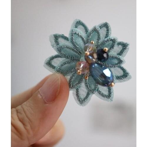 3D Flower beaded patches for clothing Sew on appliques decorative parches bordados para ropa Embroidery applique for clothes