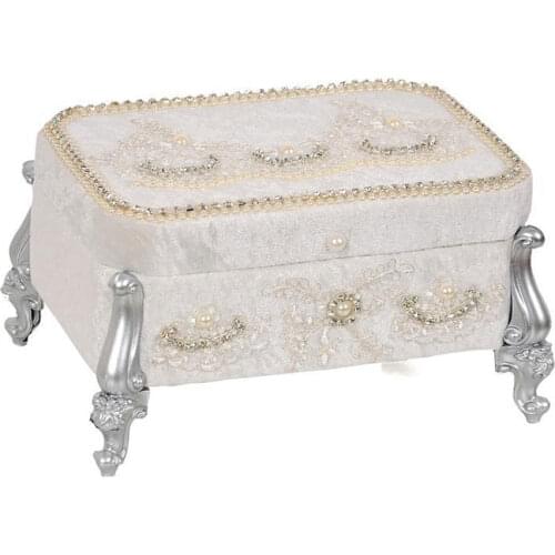 Hurrem Velvet Dower chest With Pearls Silver