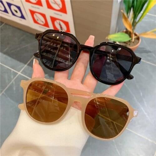 New branded sunglasses, square glasses, personalized colored cats eye sunglasses, trendy Universal sunglasses, uv400 curtain