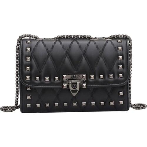 2021 New Style Diamond Lattice Luxury Rivet Shoulder Bag Women High Quality Quilted Chain Crossbody Messenger Bag