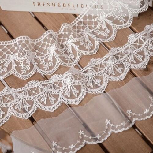 Exquisite White Embroidered Flowers Mesh Lace Fabric Applique Collar Edge Lace For Needlework Sewing Accessories