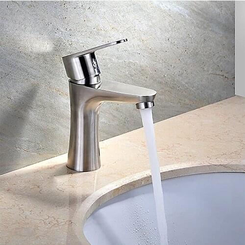 QUEEXU Bathroom Sink Faucet Single Handle Brushed Nickel Basin Mixer Tap for Hot and Cold Water Sink Faucet Commercial Stainless
