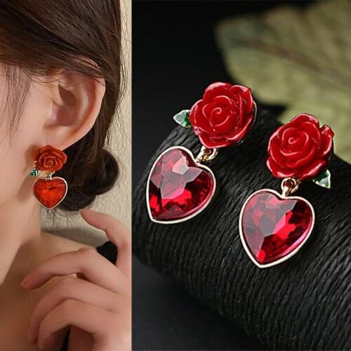 Romantic Red Resin Acrylic Rose Heart Pendant Drop Earrings for Women Girls Teens Korean Fashion Earrings 2021 Trend New Arrival