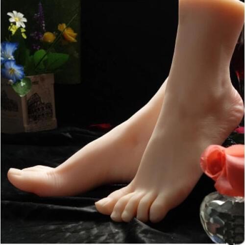 Hot sell silicone Lifelike Mannequin Foot Dummy Arbitrarily-bent//posed/soft Cloning Mode Toys