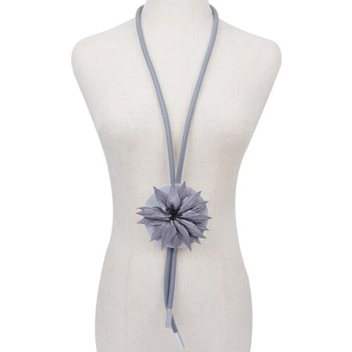 YD&YDBZ Sunflower Pendant Necklaces For Women Ethnic Style Black Rubber Sweater Chain Necklace Handmade Jewelry Accessories Gift