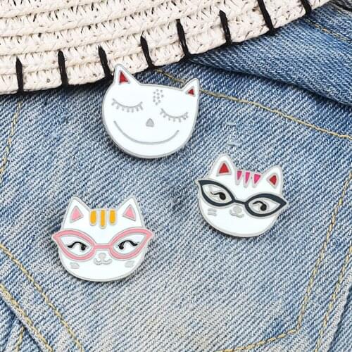 Cat Face Enamel Pins White Sleeping Glasses Kitten Badge Bag Clothes Shirts Lapel Pin Brooch Cute Cartoon Animals Jewelry Gifts