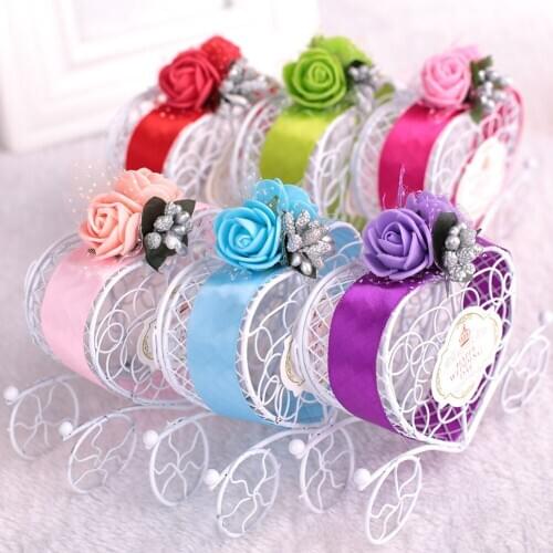 Carriage Designed Hollow Candy Box Weeding Decoration Chocolate Gift Package Case Holder Party Favour Supplies 6 Colors